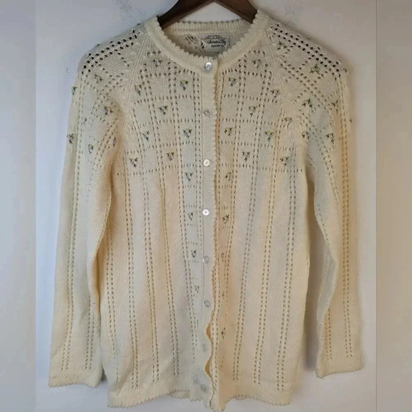 Vintage 70's Banff Sweater Bee Cardigan - Picture 4 of 6